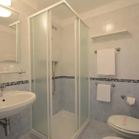 Caravelle 호텔 페자로