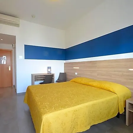 Caravelle Hotel