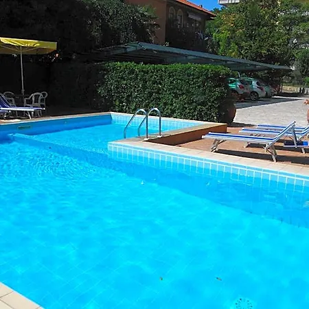 Caravelle 3* Pesaro