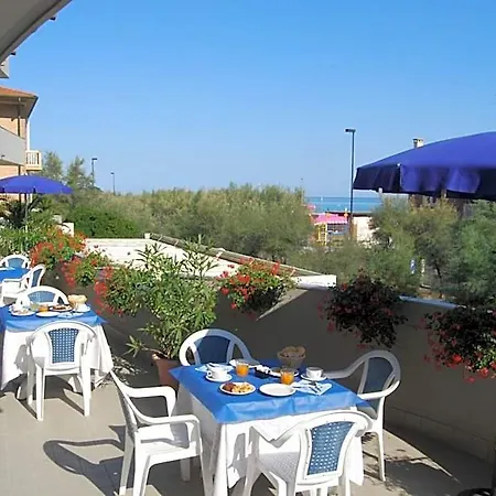 Caravelle Hotel Pesaro